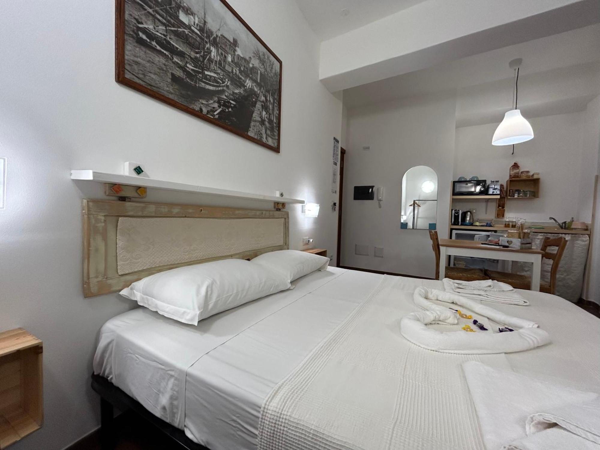 Aigua Hotel Алгеро Екстериор снимка