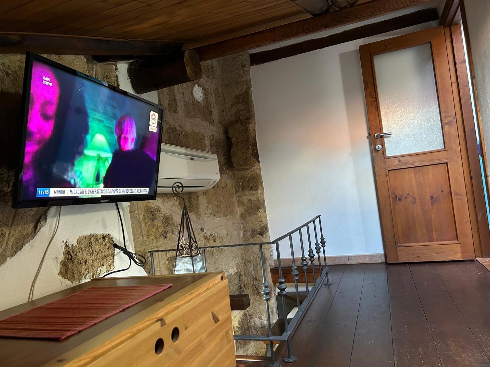 Aigua Hotel Алгеро Екстериор снимка