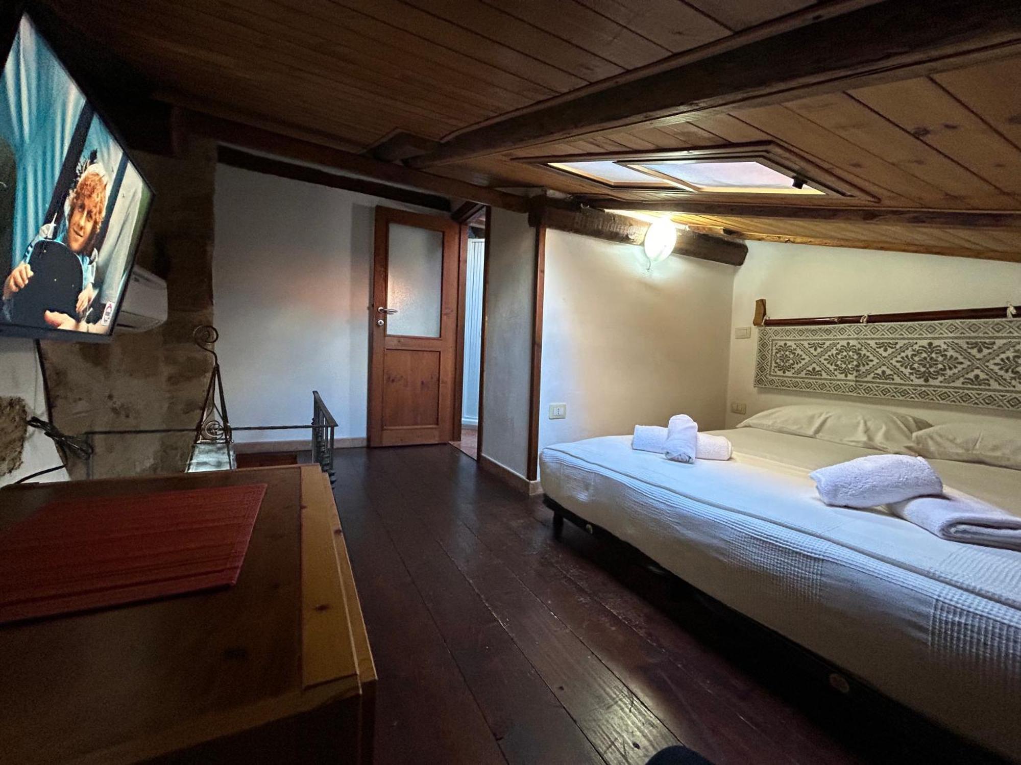 Aigua Hotel Алгеро Екстериор снимка
