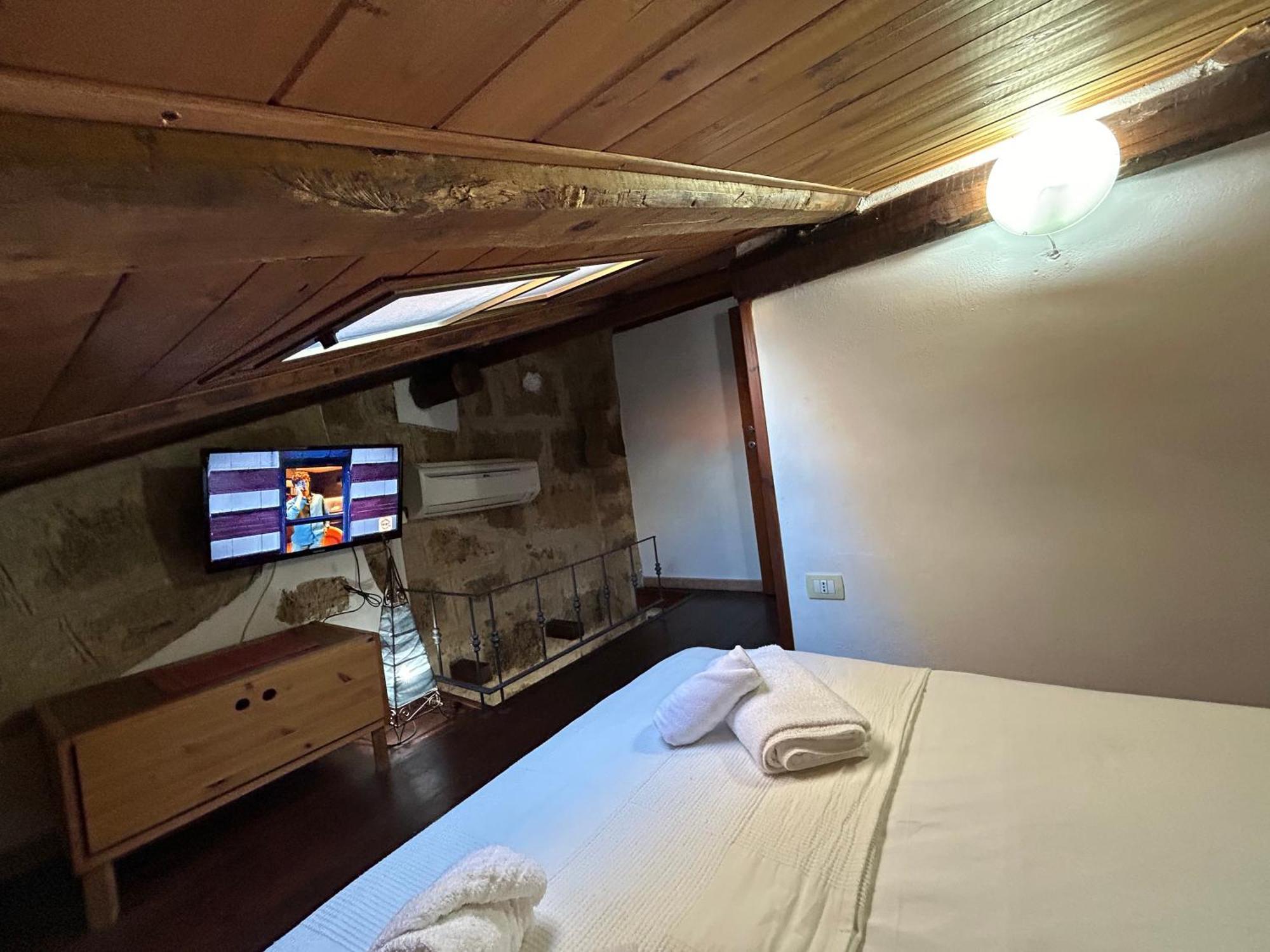 Aigua Hotel Алгеро Екстериор снимка
