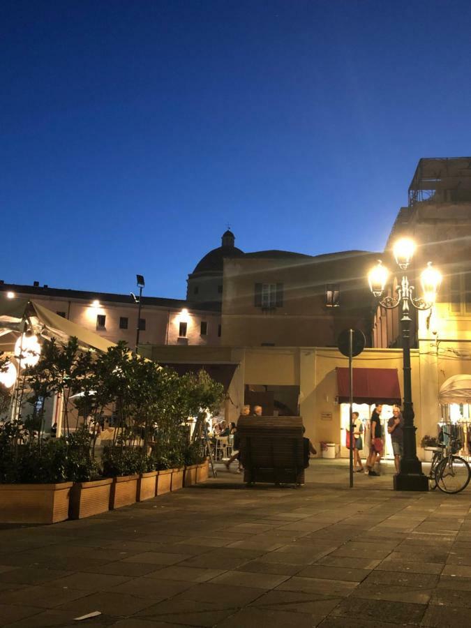Aigua Hotel Алгеро Екстериор снимка